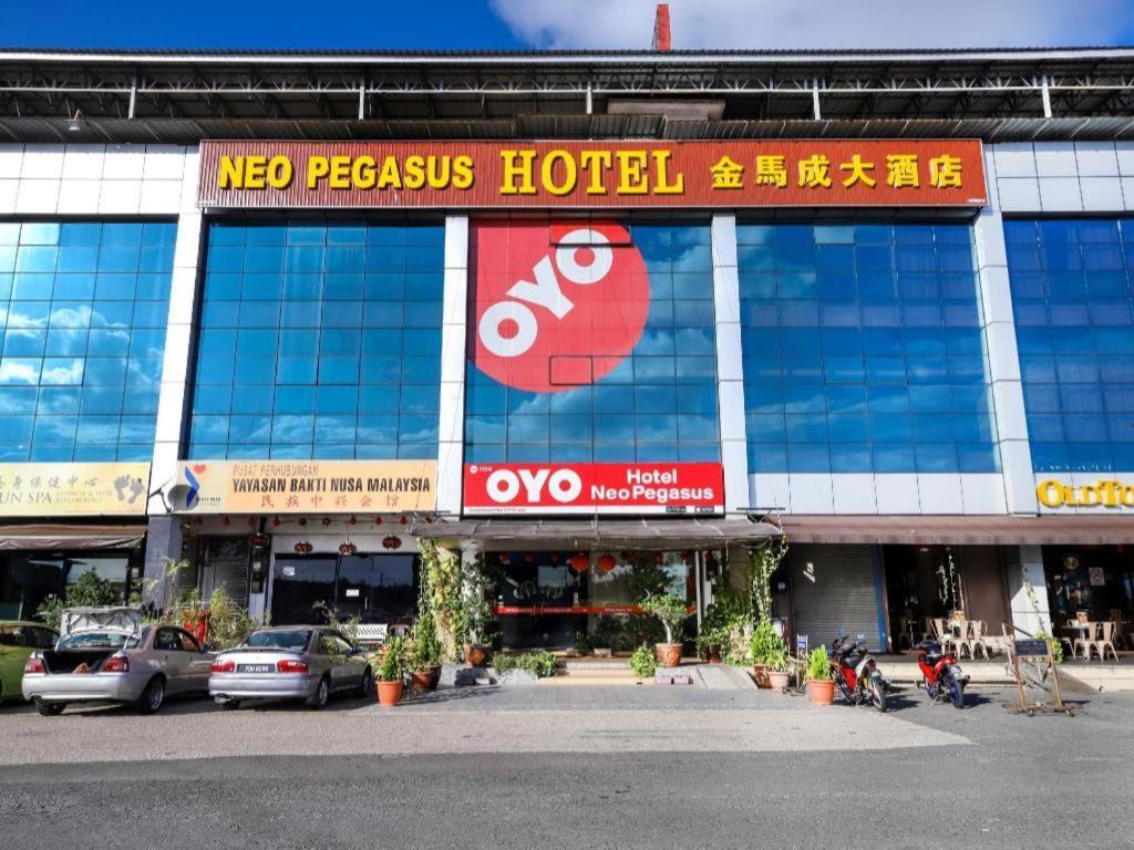 Super Oyo 1114 Neo Pegasus Hotel Segamat Ngoại thất bức ảnh