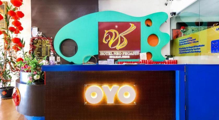 Super Oyo 1114 Neo Pegasus Hotel Segamat Ngoại thất bức ảnh