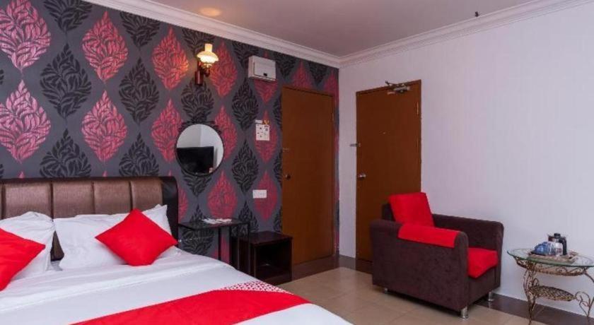 Super Oyo 1114 Neo Pegasus Hotel Segamat Ngoại thất bức ảnh