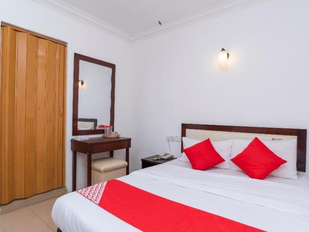 Super Oyo 1114 Neo Pegasus Hotel Segamat Ngoại thất bức ảnh