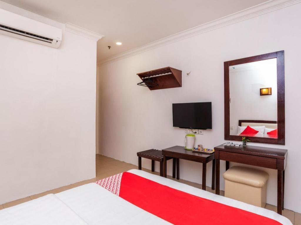 Super Oyo 1114 Neo Pegasus Hotel Segamat Ngoại thất bức ảnh