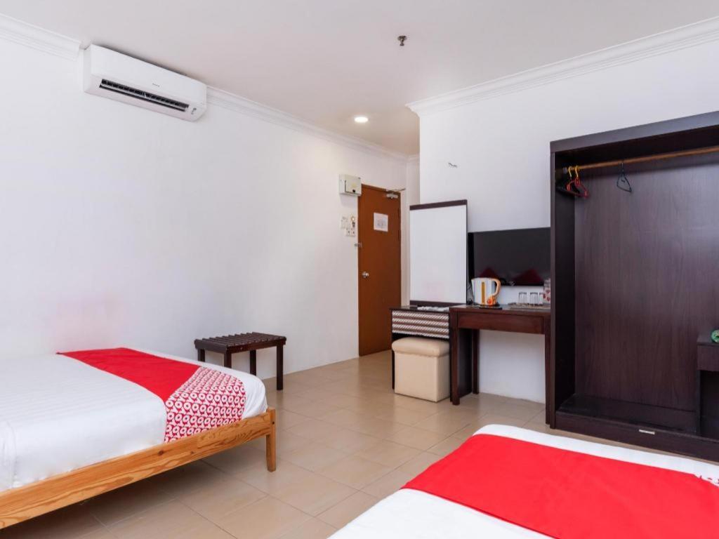 Super Oyo 1114 Neo Pegasus Hotel Segamat Ngoại thất bức ảnh